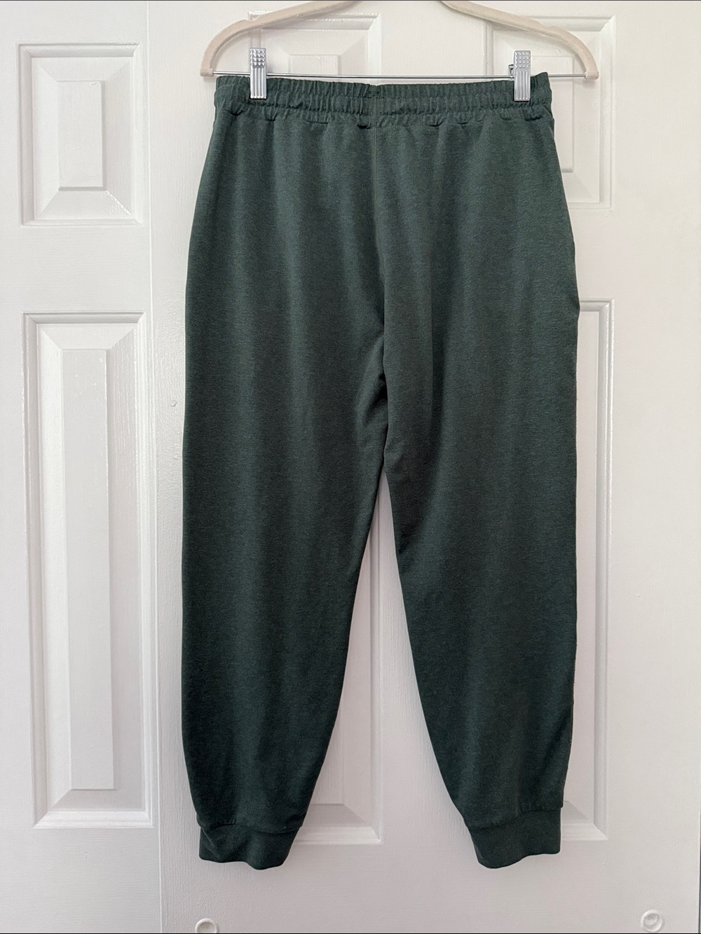 Vuori Women’s Performance Jogger Heathered Teal Small - Picture 3 of 5